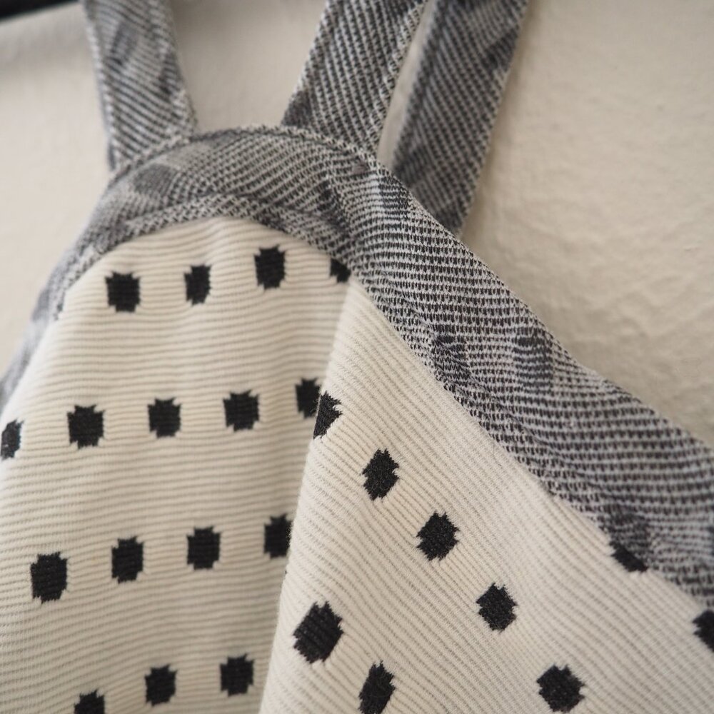 !! Anthropologie Postmark Stamp Dotted Jacquard Halter Sleeveless Tank Top - Picture 6 of 9